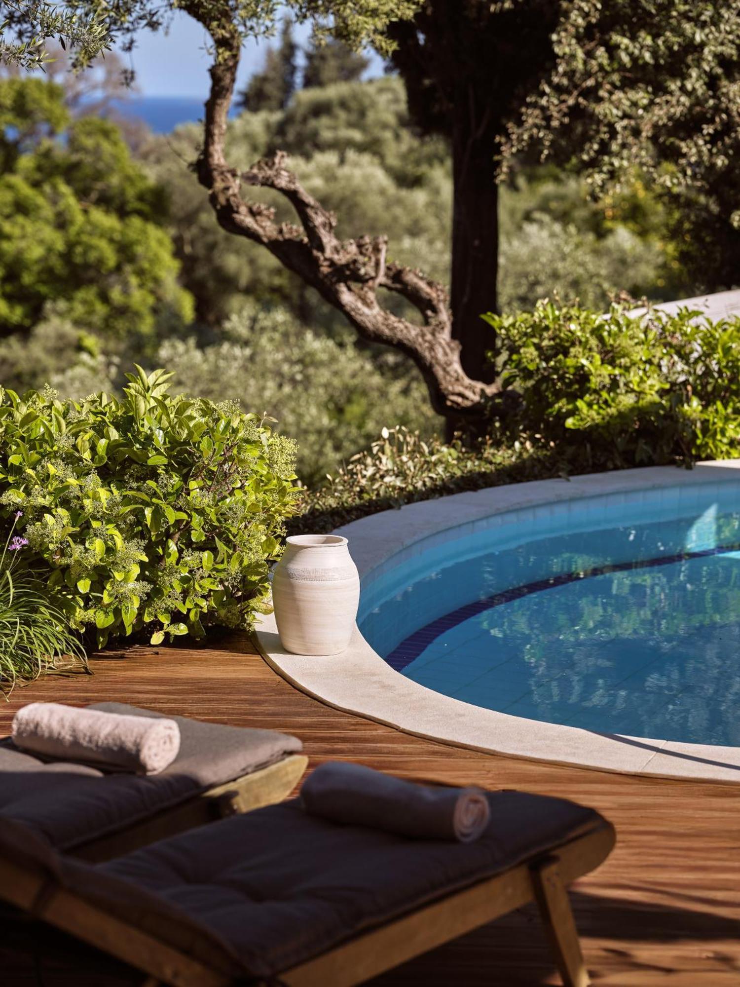 Chris & Jo Villas, Enchanting Escapes, With Heated Pools & Seaviews By Thinkvilla Закинтос Экстерьер фото